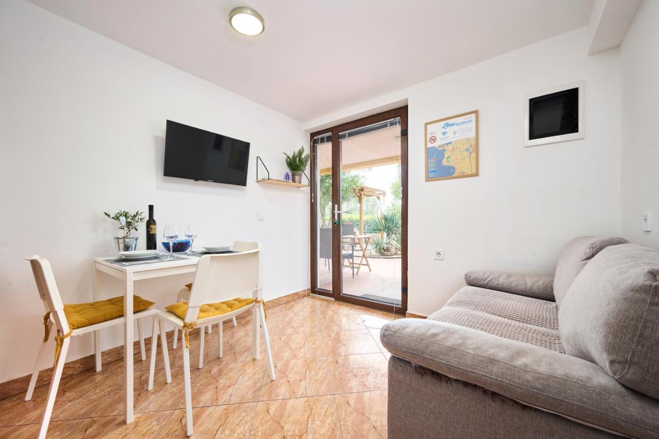 Lina Apartments Umag Eksteriør billede